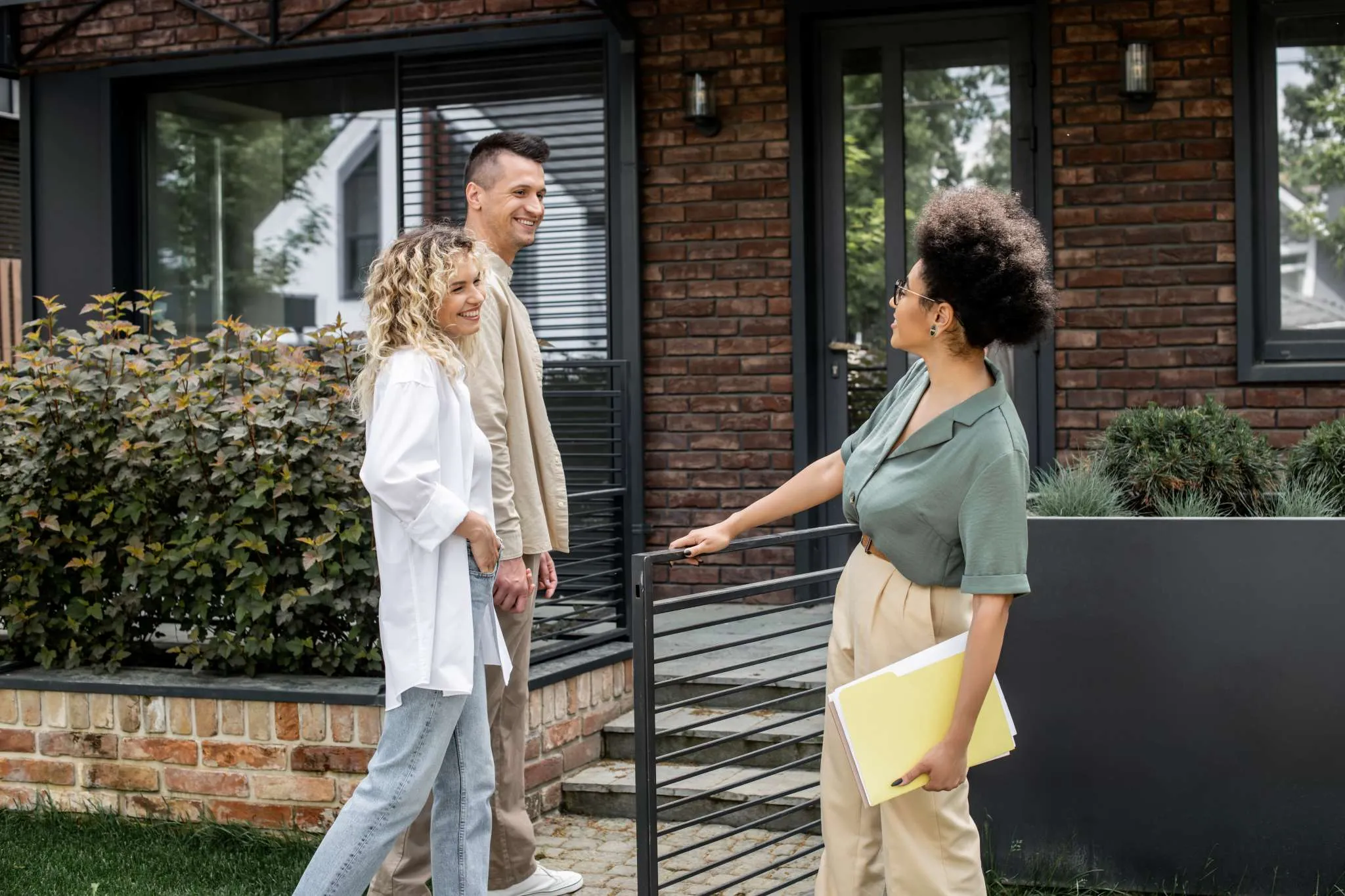 Top 10 Mistakes Orlando Property Owners Make Without Professional Management